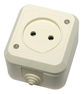 Makel  Менекше Крем Розетка без заземляющих контактов IP44 открытая установка 18206